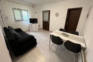1-Zimmer-Ferienwohnung Jadranovo 1-Zimmer-Ferienwohnung Jadranovo, Crikvenica (A-24210-a)