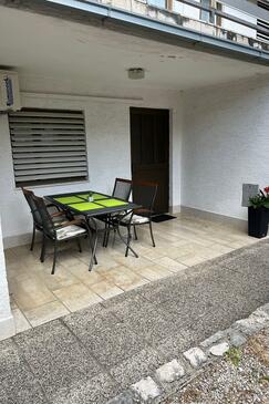 Ferienwohnungen mit Parkplatz Jadranovo, Crikvenica - 24210