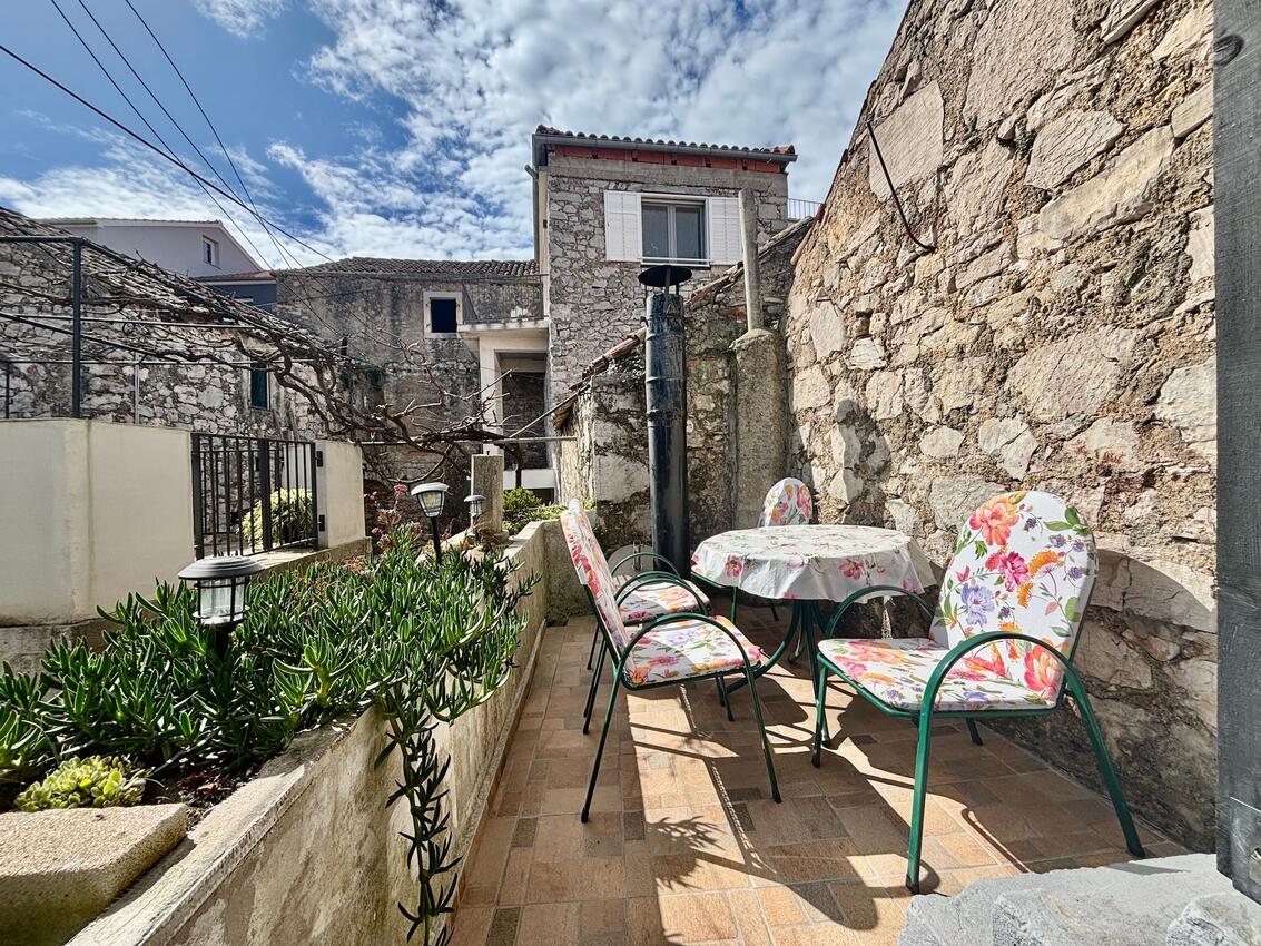 Apartmani uz more Tkon, Pašman - 24211