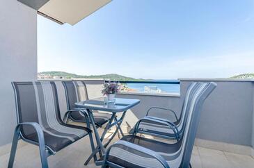 Family-friendly apartments with swimming pool Ražanj, Rogoznica - 24214