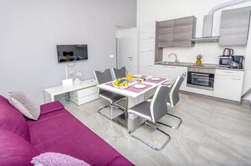 Ražanj, Salon dans l’hébergement en type apartment, WiFi.