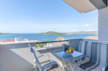 Family-friendly apartments with swimming pool Ražanj, Rogoznica - 24214