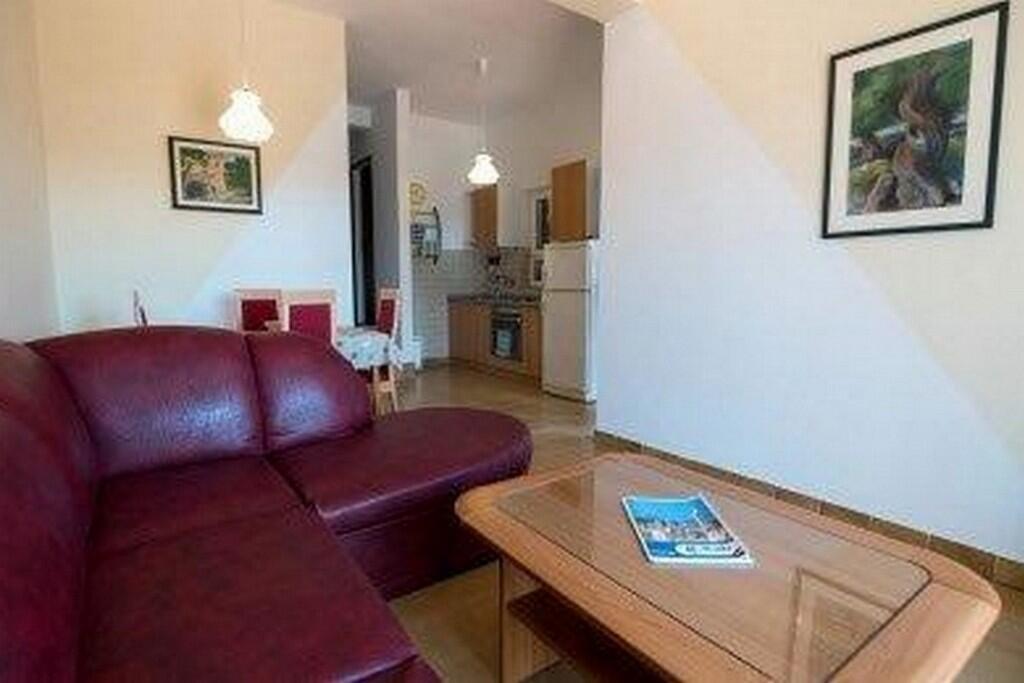 Appartamenti con parcheggio Barbat, Arbe - Rab - 24215