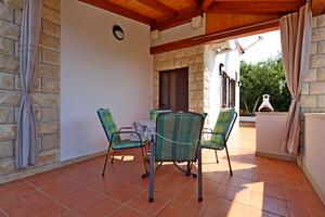 Dvosobni apartma Barbat, Rab (A-24215-a(