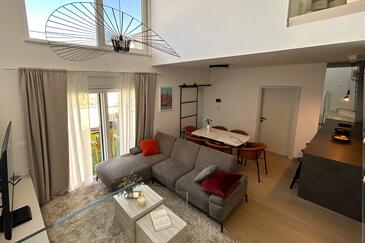 Luxusvilla mit Parkplatz Pakostane, Biograd - 24223