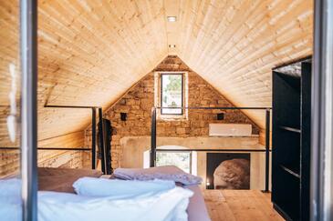 Ház családok részére medencével Selca, Brac - 24224