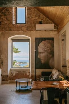 Ház családok részére medencével Selca, Brac - 24224