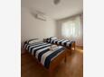 Trogir, Camera da letto   2 nell'alloggi del tipo apartment, condizionatore disponibile e WiFi.