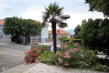 Leiligheter med parkering Novi Vinodolski - 2423