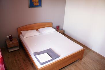 Apartments with parking space Bibinje, Zadar - 24235