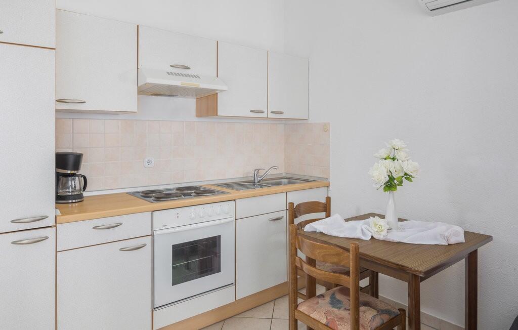 Apartmani s bazenom pogodni za obitelji s djecom Valkarin, Poreč - 24238