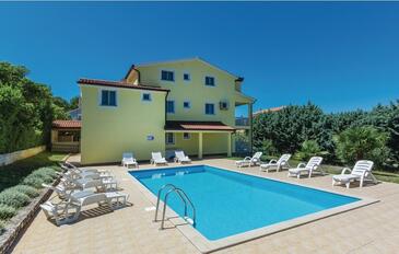 Apartmány s bazénom pre rodiny Valkarin, Poreč - 24238 Adriatic.hr