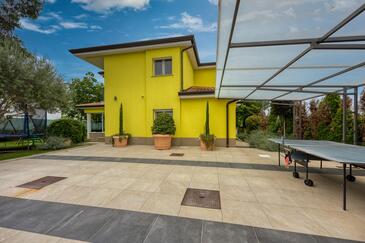 Antonci, Poreč, Overnatting 24239 - Feriehus med en rullesteinstrand.