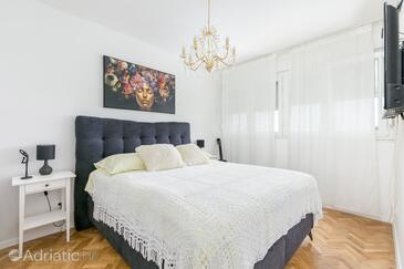 Apartments with WiFi Split - 24241