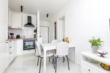 Apartments with WiFi Split - 24241