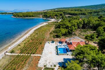 House with terrace Mirca, Central Dalmatia