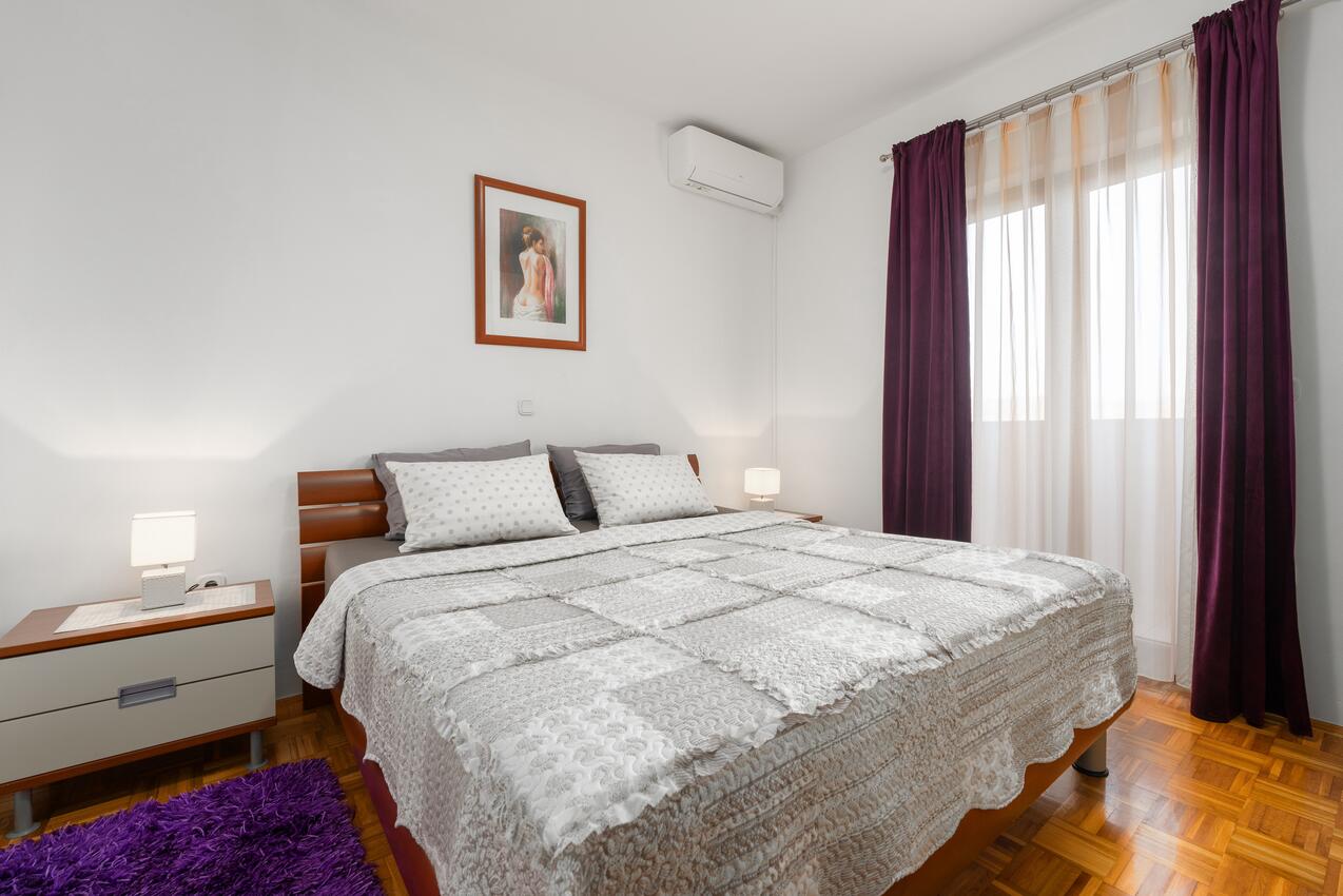 Ferienwohnungen mit Parkplatz Mugeba, Porec - 24244