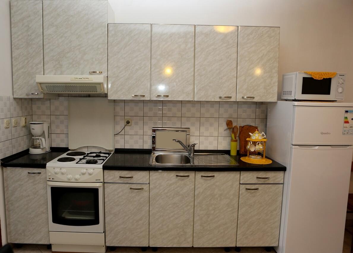 Apartamenty z parkingiem Pula - 24245