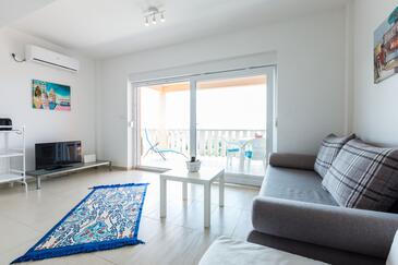 Family-friendly apartments with swimming pool Sveti Petar, Biograd - 24260