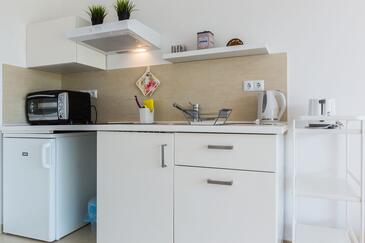 Lejligheder med pool egnet til familier med børn Sveti Petar, Biograd - 24260