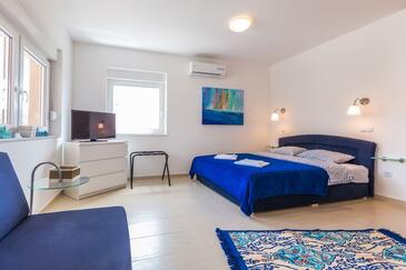 Apartmaji z bazenom za družine z otroci Sveti Petar, Biograd - 24260