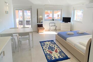 Appartamenti con piscina per famiglie San Pietro - Sveti Petar, Biograd - 24260