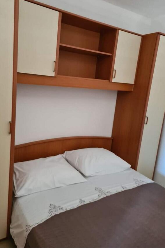 Appartamenti accanto al mare Slatine, Bua - Čiovo - 24266