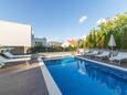 Duga, Čiovo, Tuin 24268 - Vakantiehuis blizu mora.