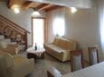 Juradi, Living room in the house, (pet friendly).