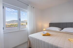 Trosoben apartma Kaštel Stari, Kaštela (A-24273-a)