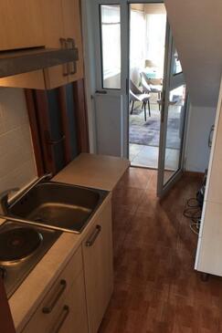 Apartments with parking space Bilice, Krka - 24275