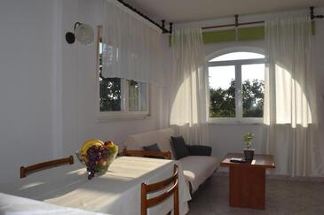 Barbat, Гостиная в размещении типа apartment, WiFi.
