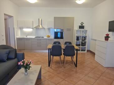 Apartments with terrace Rovinj, Istria