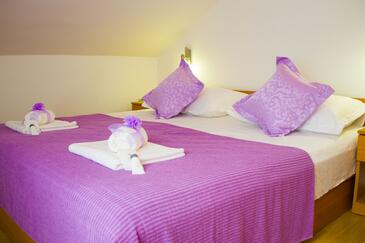 Apartments by the sea Vis - 2428