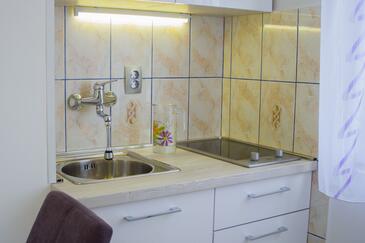 Apartments by the sea Vis - 2428