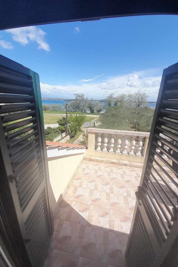Appartamenti accanto al mare Tuconio - Tkon, Pasman - 24280
