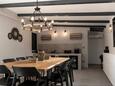 Nova Vas, Jadalnia w zakwaterowaniu typu house, WiFi.