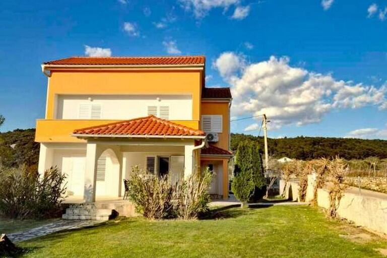 Ferienhaus mit Parkplatz Supetarska Draga - Donja, Rab - 24284