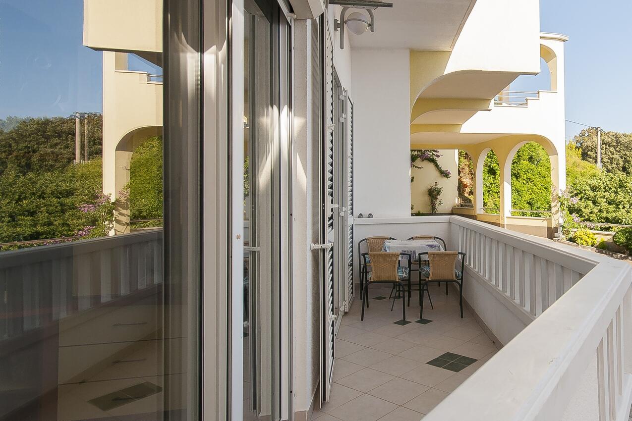 Casa vacanze con parcheggio Stanici, Almissa - Omiš - 24285