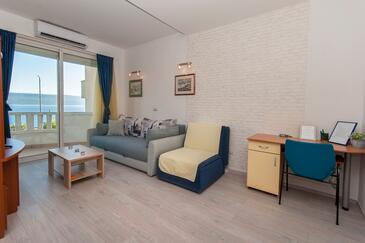 Stanići, Dnevna soba v nastanitvi vrste house, dostopna klima, Hišni ljubljenčki dovoljeni in WiFi.