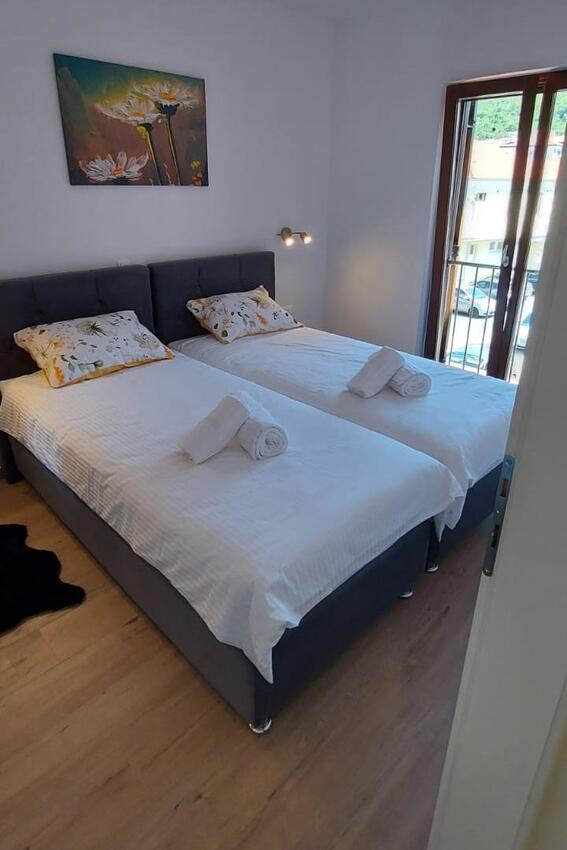 Apartmani uz more Punat, Krk - 24287