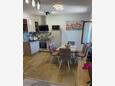 Punat, Dining room in the apartment, WiFi.