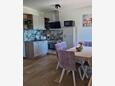 Punat, Kitchen in the apartment, WiFi.
