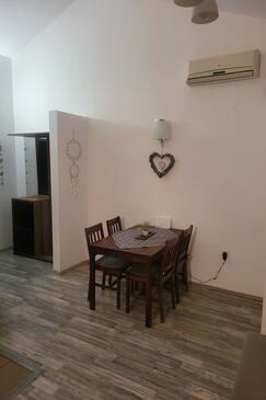 Appartementen aan zee Nin, Zadar - 24288
