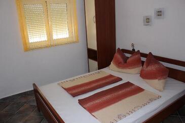 Ferienwohnungen mit Parkplatz Vir - 24289