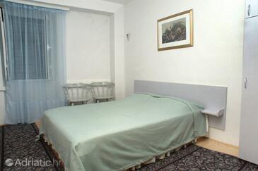 Apartments by the sea Komiža, Vis - 2429