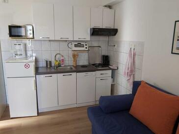 Ferienwohnungen am Meer Zivogosce - Blato, Makarska - 24290