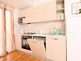 Živogošće - Blato, Kitchen in the apartment, WiFi.