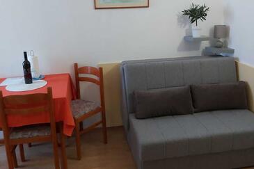 Živogošće - Blato, Dnevni boravak u smještaju tipa apartment, dostupna klima i WiFi.