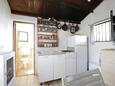 Dučac, Cucina nell'alloggi del tipo house, animali domestici ammessi.